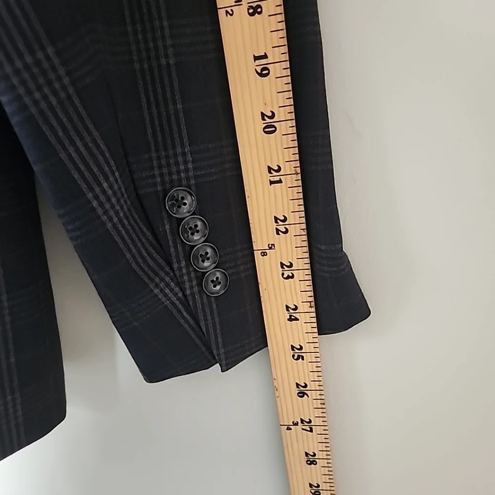 Tallia Men's 2-Pc Suit 42R Navy Gray Burgundy Plaid Wool Blend Blazer & Vest